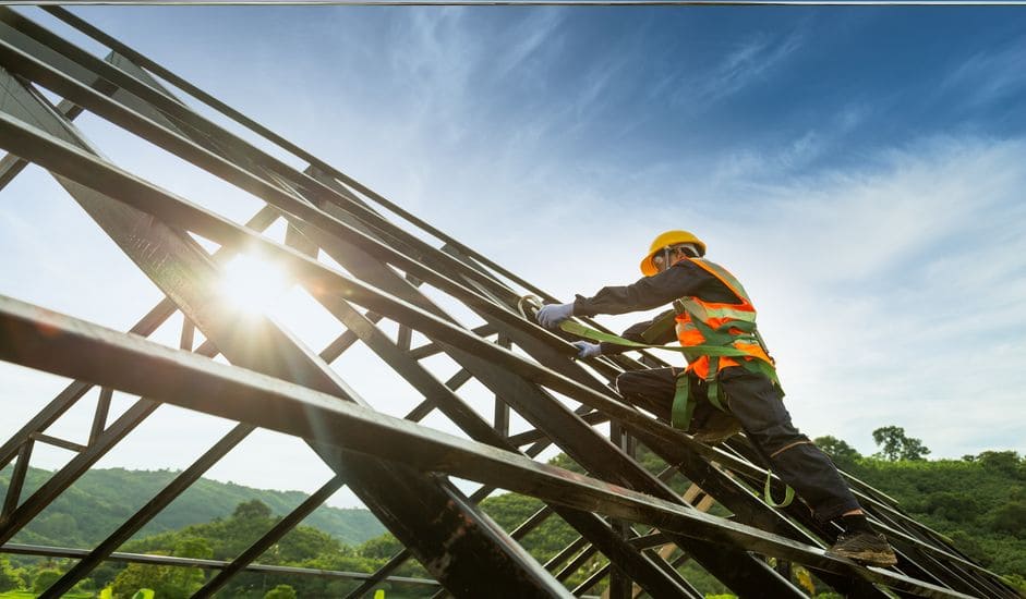 COUVERTURE TOITURE RAVALEMENT RAMONAGE GOUTTIERE SLIDER3